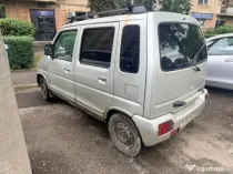 Vand Suzuki Wagon R+