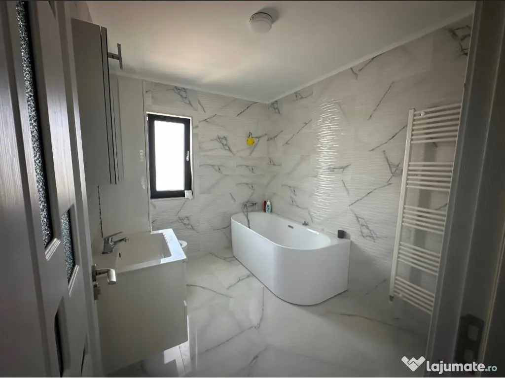 Casa p+1 4 camere Mangalia cartier Dobrogea 1
