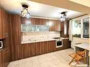 Casa - Vila - Prelungirea Ghencea - Margelelor - teren 300 
