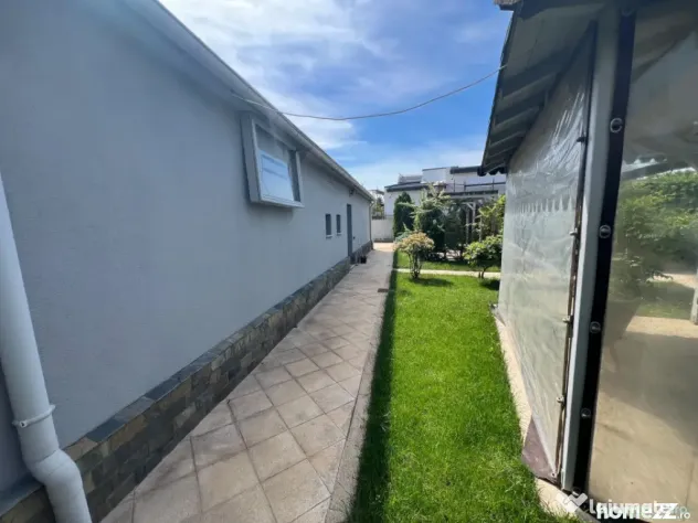 Spațiu comercial cu terasă și curte amenajată