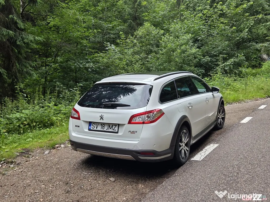 Peugeot 508 RXH Hybrid-4x4-2016