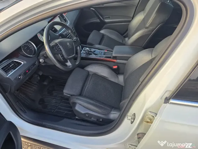 Peugeot 508 RXH Hybrid-4x4-2016