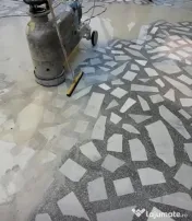 Slefuire, egalizare, chituire și lustruire marmură