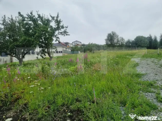 Teren 500 mp cu priveliște spre oraș, disponibil și parce - Bistrita (Bistrita-Nasaud)