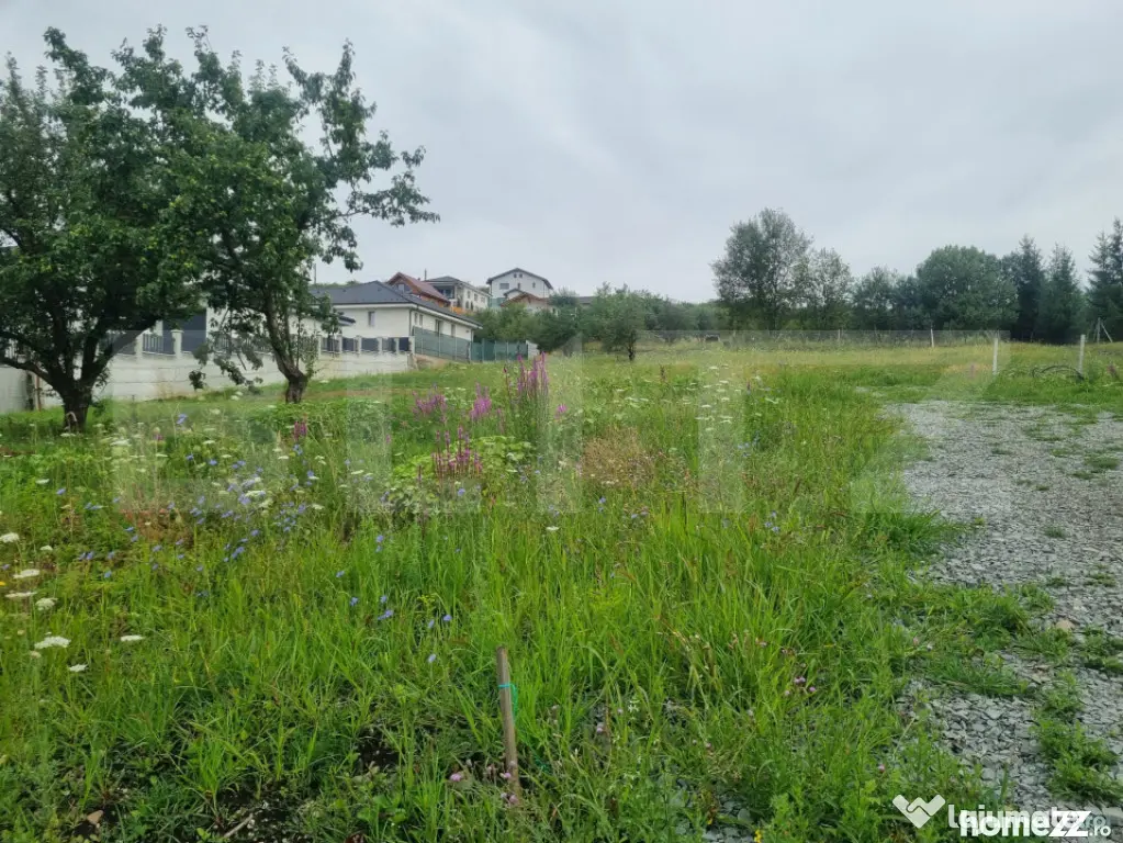 Teren 500 mp cu priveliște spre oraș, disponibil și parce - Bistrita (Bistrita-Nasaud)