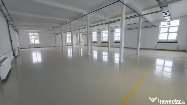 Spatiu industrial 3 camere zona Central Cisnadie - Cisnadie (Sibiu)