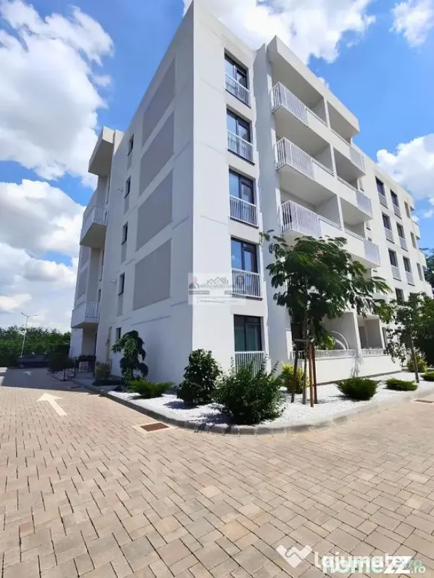 Apartament modern cu 2 camere de închiriat