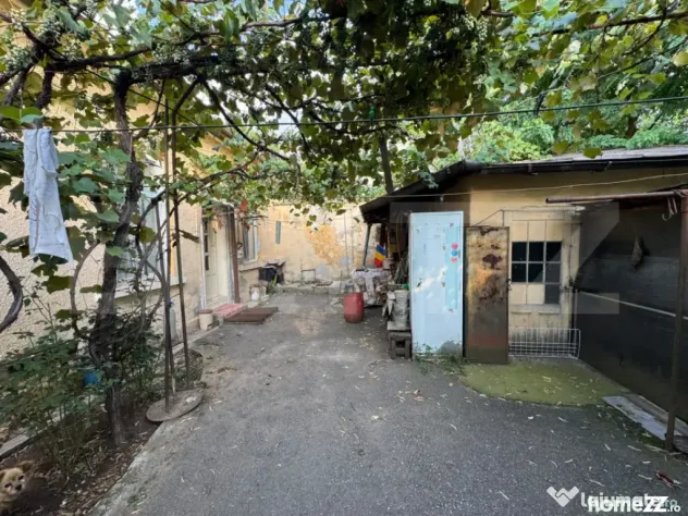 Casă 78mp cu teren 200mp, ideală pentru renovare și inves - Craiova (Dolj)