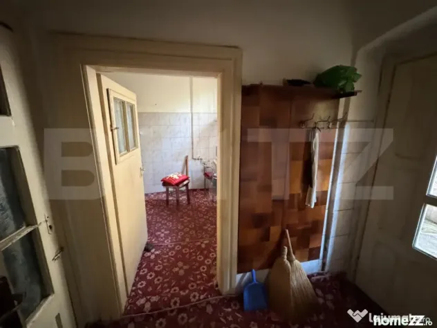 Casă 78mp cu teren 200mp, ideală pentru renovare și inves - Craiova (Dolj)