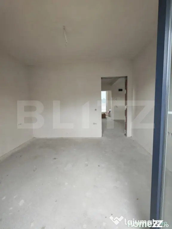 Penthouse 3 camere, 60.60 mp, terasa 60 mp, zona Centrala