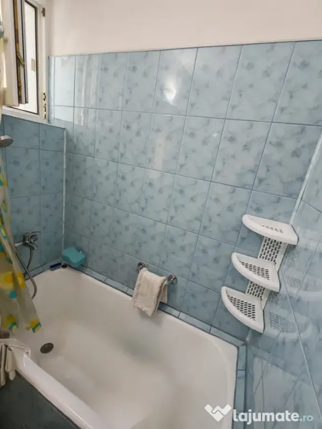 Apartament la cheie ultracentral,3 camere,2 balcoane,caramida,izolat,parcare