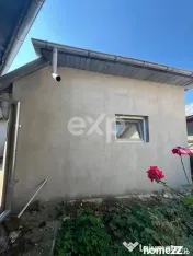 Casa cu 4 camere si baie + teren 567 mp pe Nicolae Balcescu 