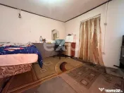 Casa cu 4 camere si baie + teren 567 mp pe Nicolae Balcescu 