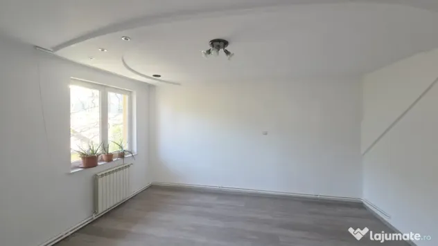 Inchiriez Spatiu Comercial in zona linistita Constanta.