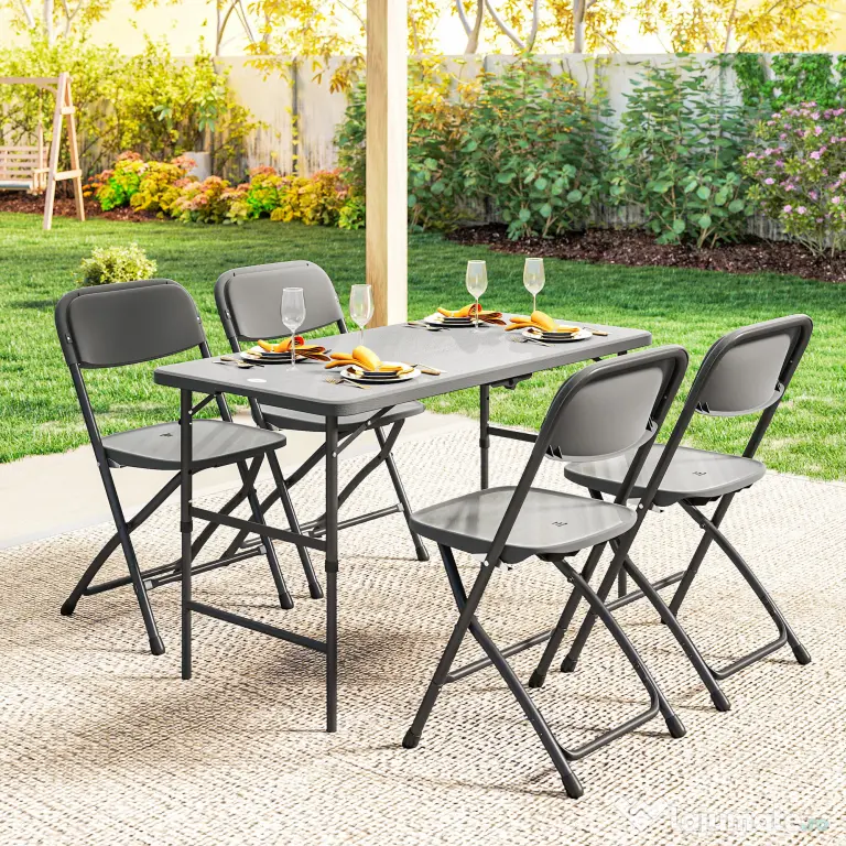Outsunny Set Masă și Scaune Pliabile de Grădină, 5 Piese, Masă Reglabilă cu Blat HDPE Efect Lemn și 4 Scaune, Set Mobilier Exterior pentru Terasă și Balcon, Gri Închis | Aosom Romania
