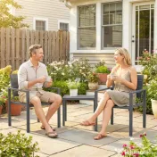Outsunny Set Bistro Grădină 3 Piese pentru 2 Persoane, Masă și Scaune de Exterior cu Cadru Metalic, Mobilier din Plastic pentru Terasă | Aosom Romania