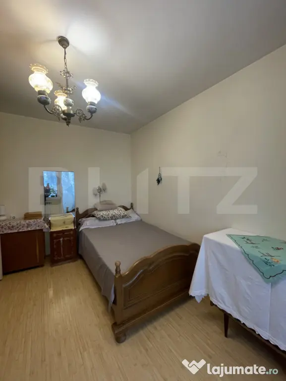 Apartament 3 camere - Etaj 2 - Zonă Centrală - Suceava (Suceava)