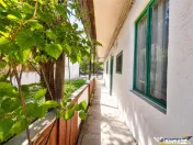 Casa individuala, compusa din 2 apartamente, zona Premium, 