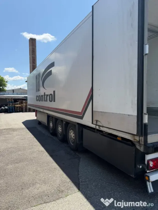 Semiremorca Schmitz Cargobull cu Agregat Thermo King SLXe 300