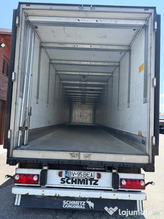 Semiremorca Schmitz Cargobull cu Agregat Thermo King SLXe 300