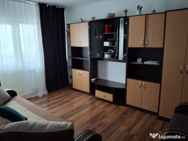 Închiriez apartament 2 camere Valea Aurie Sibiu, mobilat, lift, centrală proprie