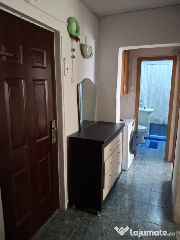 Închiriez apartament 2 camere Valea Aurie Sibiu, mobilat, lift, centrală proprie
