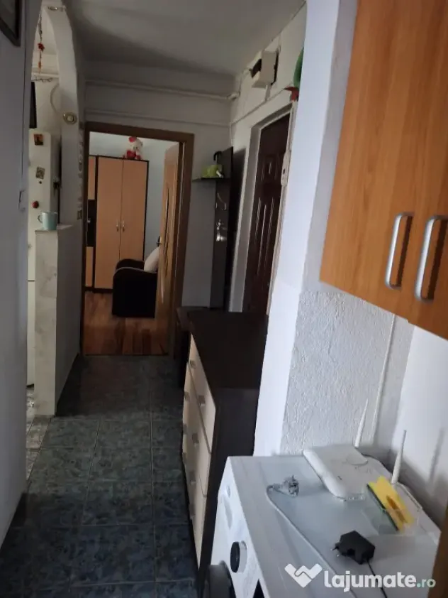 Închiriez apartament 2 camere Valea Aurie Sibiu, mobilat, lift, centrală proprie