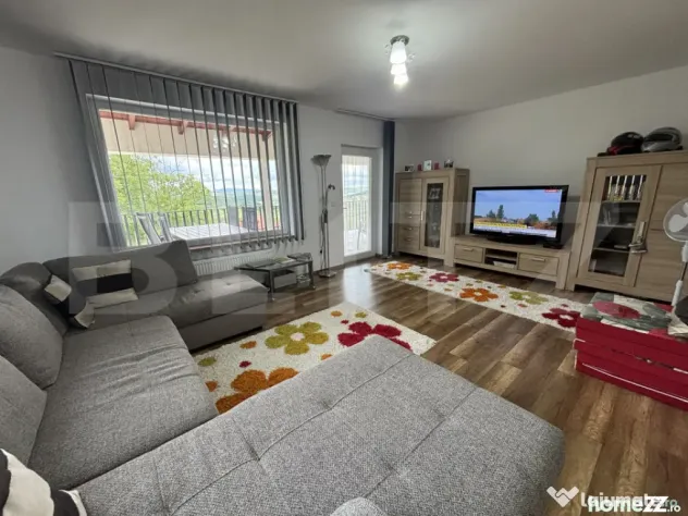 Casa de vanzare, 186 mp, 16 ari de teren, zona Aghires