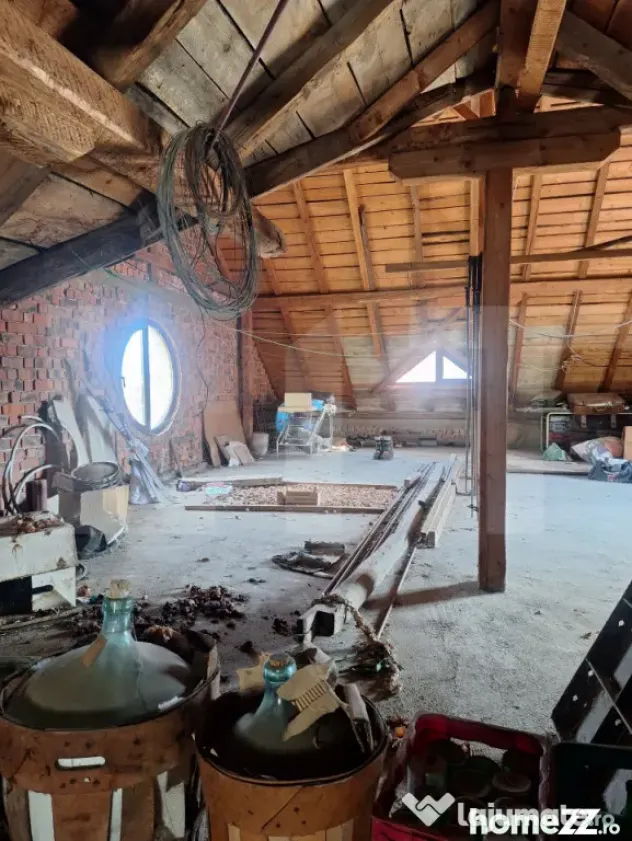 Casa de vanzare, 395 mp, zona Cotu Mic - Lugoj (Timis)