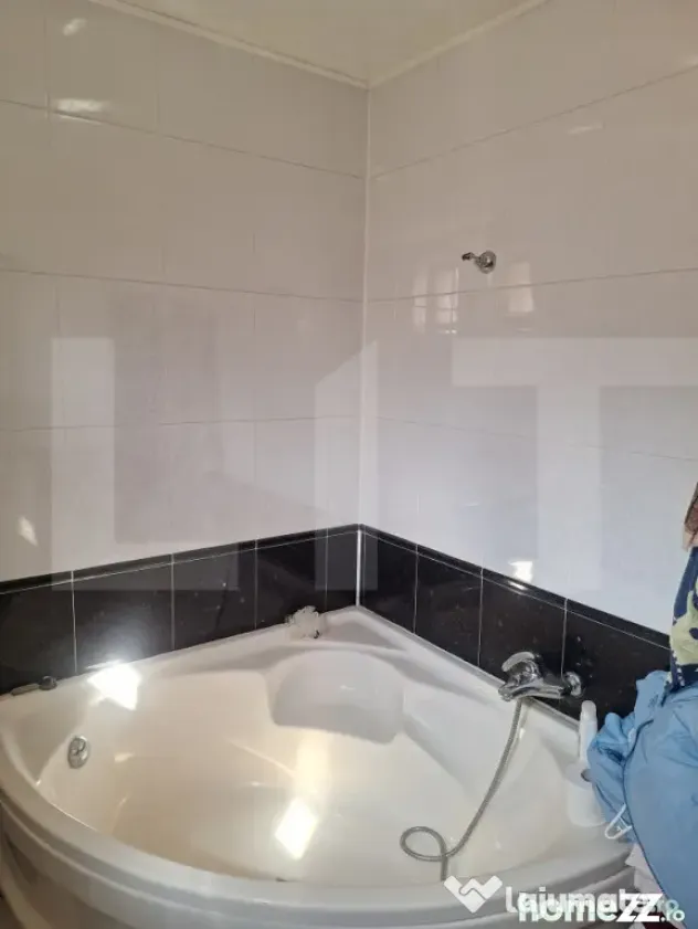 Casa de vanzare, 395 mp, zona Cotu Mic - Lugoj (Timis)
