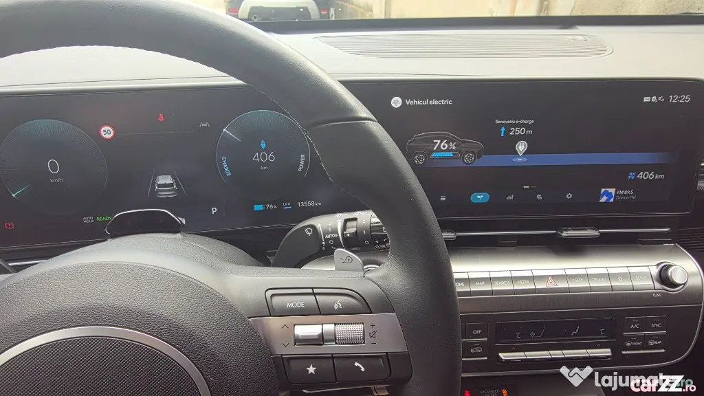 Hyundai Kona Ca Nou Premium Electric 2025 204 CP 64.8 kW