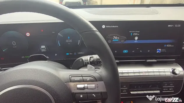 Hyundai Kona Ca Nou Premium Electric 2025 204 CP 64.8 kW