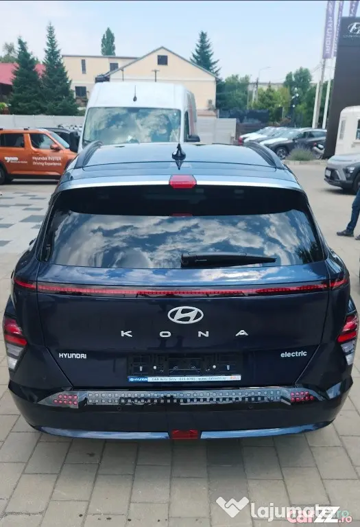 Hyundai Kona Ca Nou Premium Electric 2025 204 CP 64.8 kW