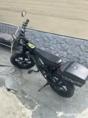 Bicicletă electrică 