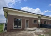 Casa individuala - Tunari - P M - 5 camere - 2 bai - 165mp 