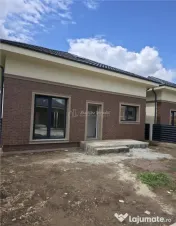 Casa individuala - Tunari - P M - 5 camere - 2 bai - 165mp 