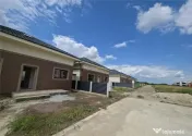 Casa individuala - Tunari - P M - 5 camere - 2 bai - 165mp 