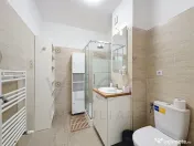 Apartament modern cu 2 camere, garaj, balcon, aproape de Iul 