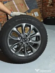 Set jante 16 5x114.3 + anvelope iarnă Michelin 205/60 R16 