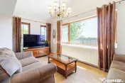 Casa cu suflet si gradina spectaculoasa 
