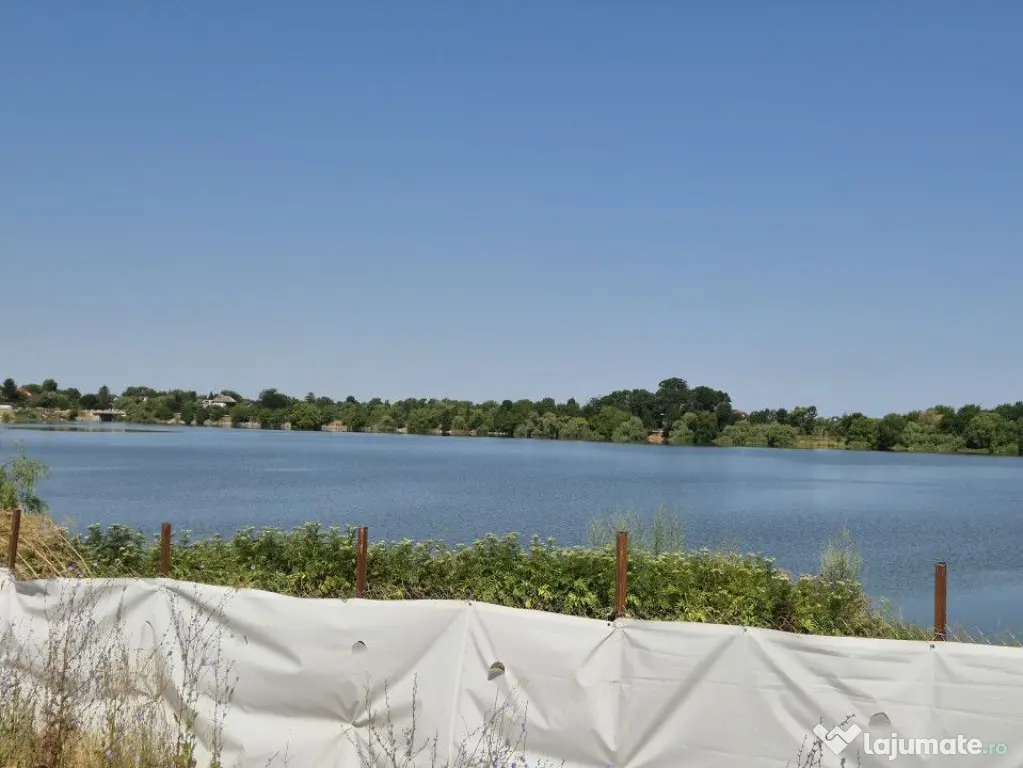 Priveliste spre lac!
