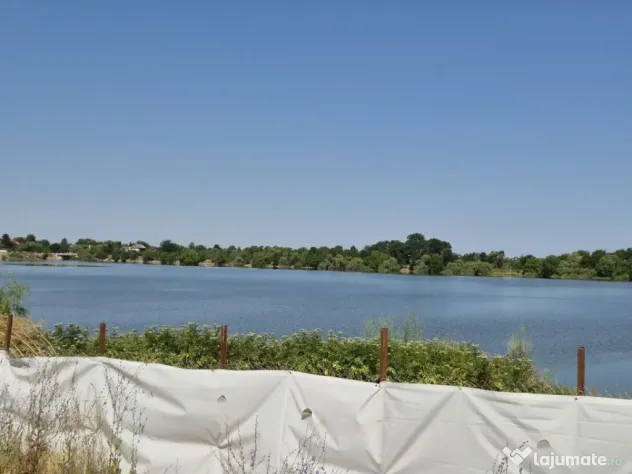 Priveliste spre lac!