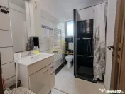 Apartament 2 camere decomandate, Str. 9 Mai 