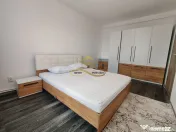 Apartament 2 camere decomandate, Str. 9 Mai 