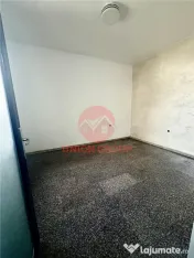 Spa#539;iu Comercial Renovat, 40 mp, Zona Trocadero 
