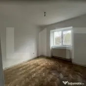 Apartament 3 camere — Zonă Centrală Bulevardul Mihai Emi 