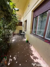 Casa 3 camere ,72 mp, zona Titulescu 