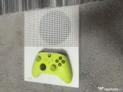 Xbox one S. 