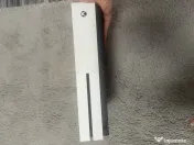 Xbox one S. 