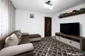 Casa + anexa în Com. Petresti, Sat Gherghesti - Dambovița 